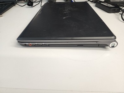 Sony VAIO PCG-81114L Intel i7 Q720 Vpcf13wfx 4gb Ram 500gb Hdd