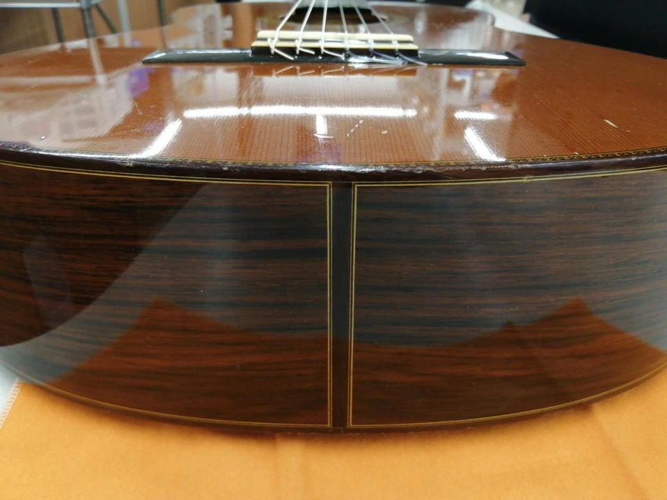 YAMAHA GC-40C Classical Guitar 1990 MIJ | Solid Cedar Top, All Solid Wood - Image 2 of 4