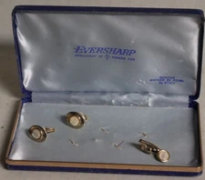 Vintage Eversharp Parker pen box with out pens but does have cufflinks and tie
