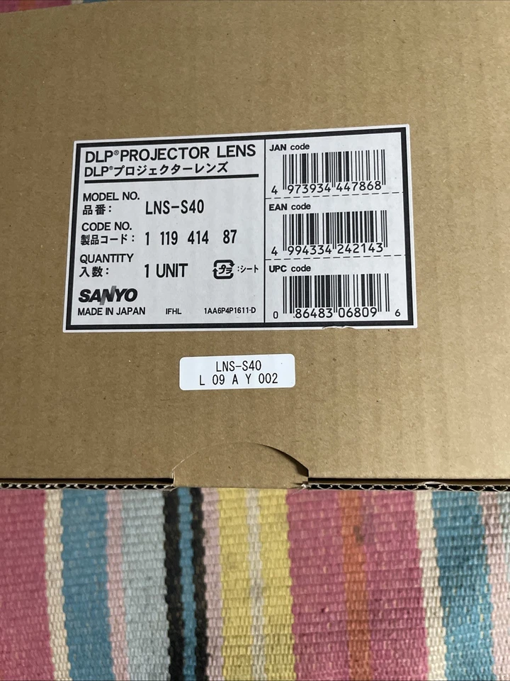 Original Sanyo LNS-S40 Standart Throw Zoom Projector Lens F/1.7-1.9, 1.78-2.35:1 - Image 2 of 4