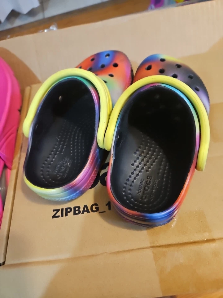Crocs Talla 8 Tie Dye Niños @ F Foto 4 de 4
