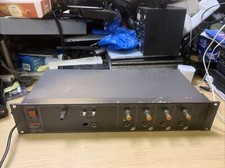 TASCAM MH-40 MULTI HEADPHONES AMPLIFIER