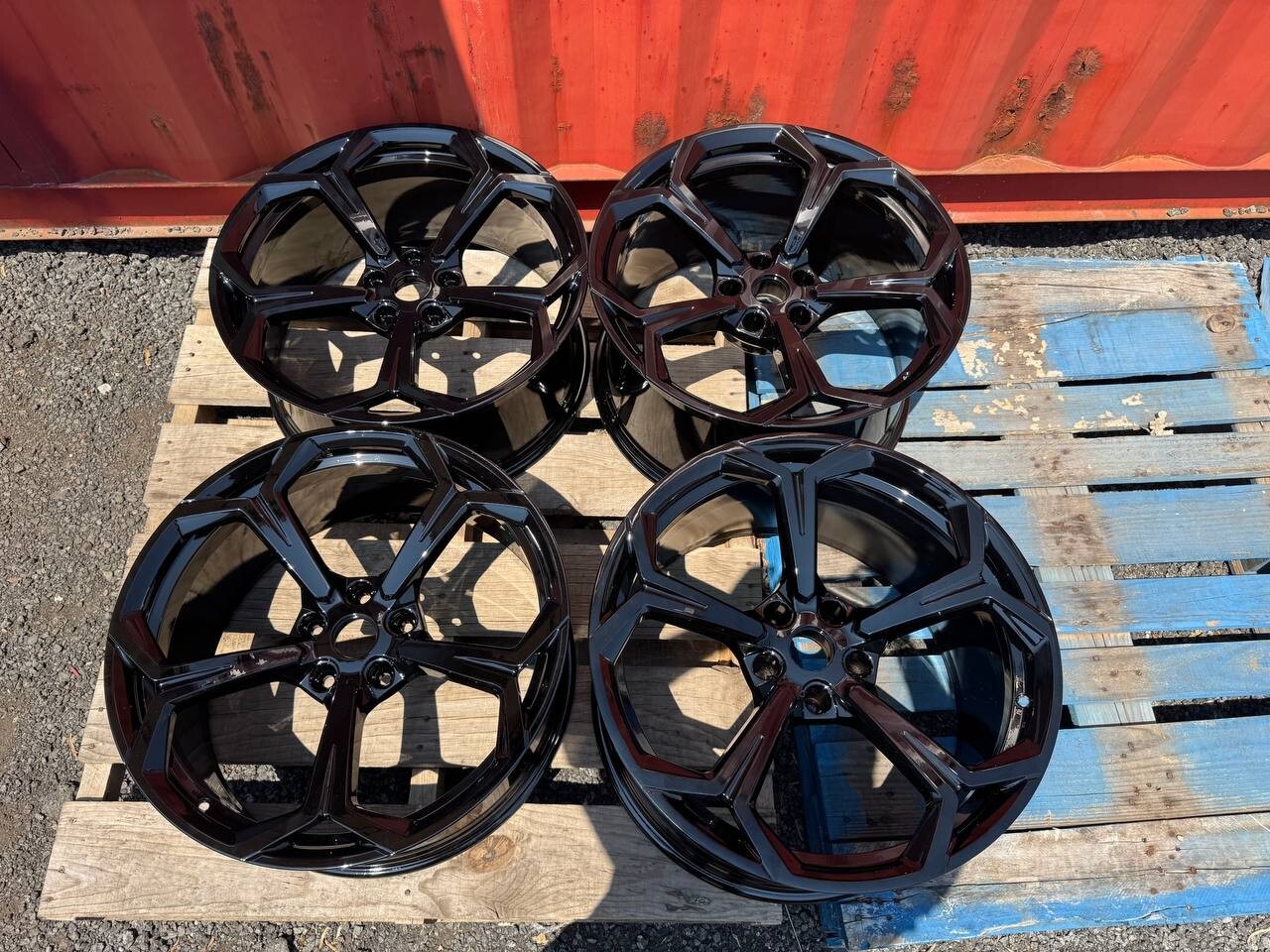 Original 22" Lamborghini Urus OEM Stock Black Gloss Wheel Rim Genuine
