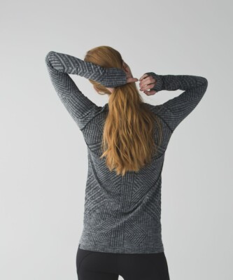 lululemon - Anyalululemonルルレモン Rest Less Pullover Lululemon Rest Less Pullover - Midnight Navy / Midnight Navy