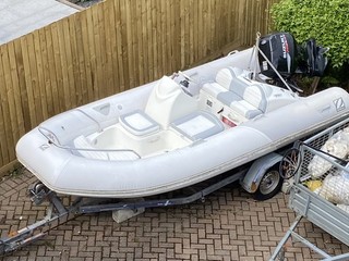 Zodiac Yachtline 470 Deluxe With Suzuki DF 70 and Indespension Trailer