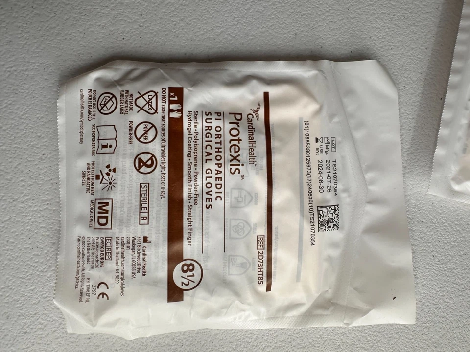 Luvas cirúrgicas Cardinal Health Protexis tipo sortido tamanhos 7,5–8,5 pacote - Imagem 4 de 4