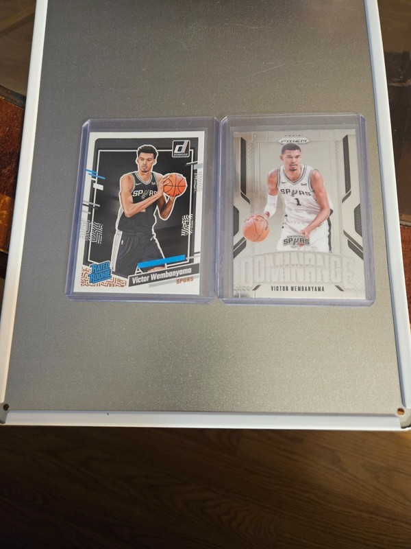 victor wembanyama Awesome 2 card lot