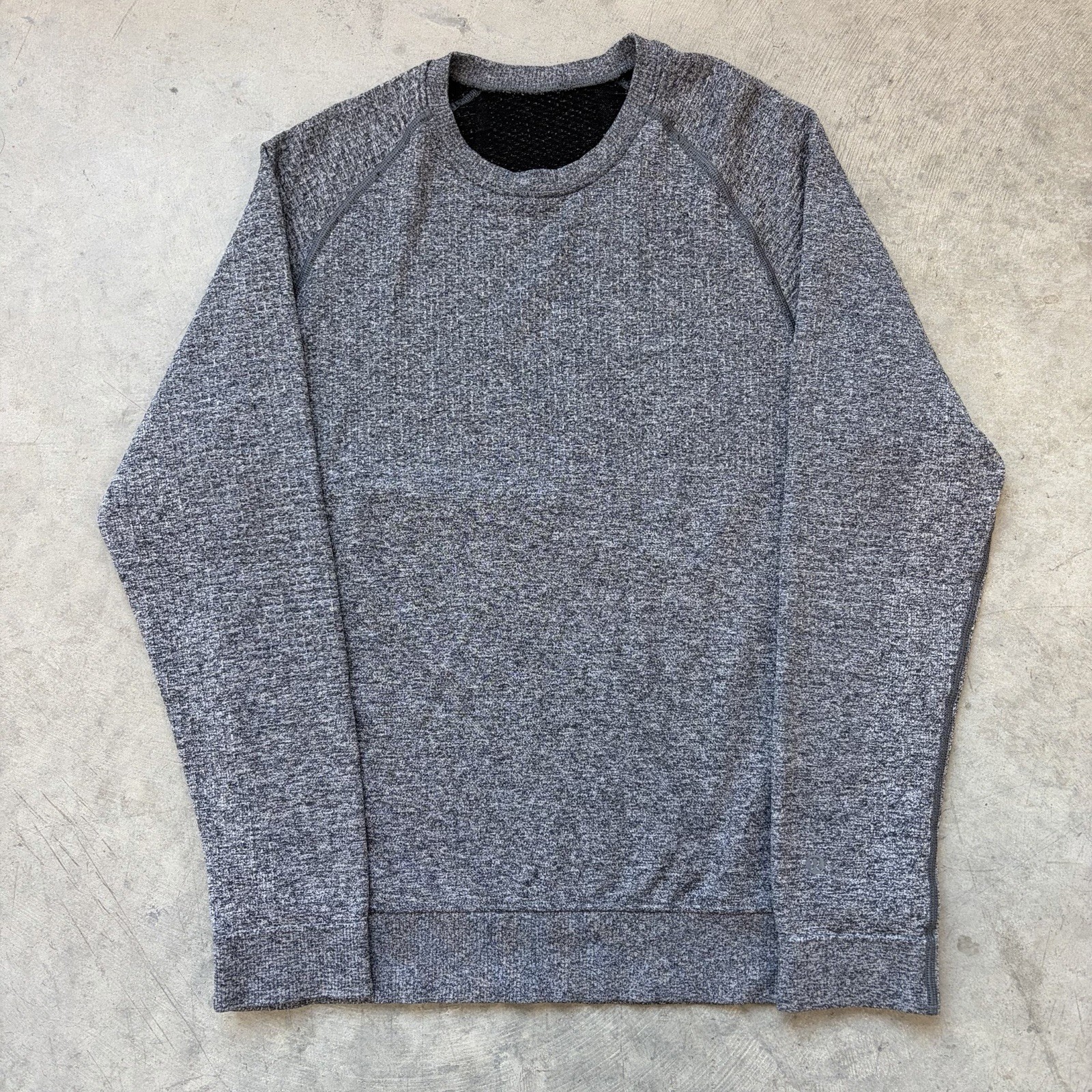 Lululemon Engineered Warmth Long Sleeve Crew Gray Merino Wool Blend Size Medium?
