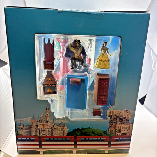 Disneyland Sleeping Beauty Castle Playset w/ 10 Figures – New in Box - Picture 2 of 6