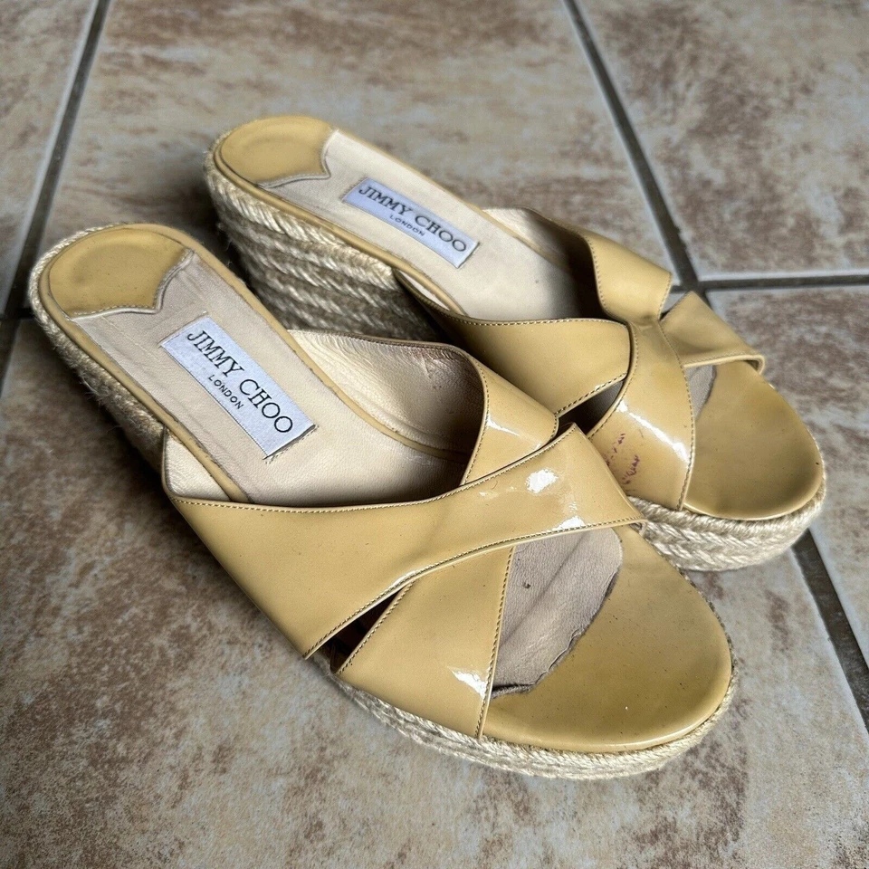 Jimmy Choo Paisley Entrecruzada Sandalia Alpargata Beige Patente Cuña Talla 40 Foto 4 de 4