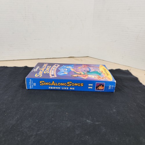 Vintage 1993 Disneys Sing Along Songs Aladdin VHS Tape Friends Like Me #11 - Picture 7 of 9
