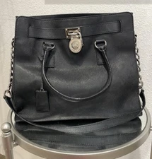 Michael Kors Hamilton Large Black Tote Handbag Silver Hardware Handle Strap Key