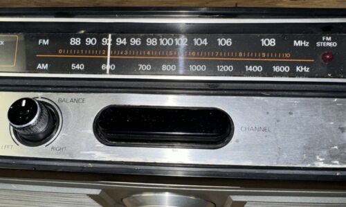 Stereo Eight Portable 8 Track MacDonald Instruments AM/FM Radio WORKS - Picture 4 of 10