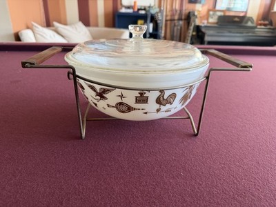 Vintage Pyrex Early American 404 White Glass 4 Qt Mixing Bowl w/ Lid & Server