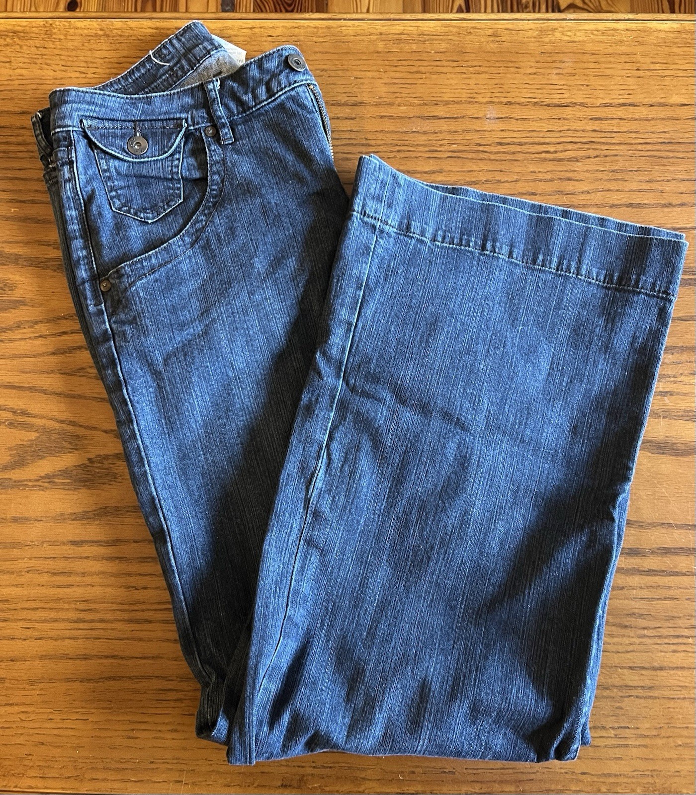 Worn Y2K High rise wide leg jeans Sz 12 #denim# Y2K #wideleg #darkwash #vintage