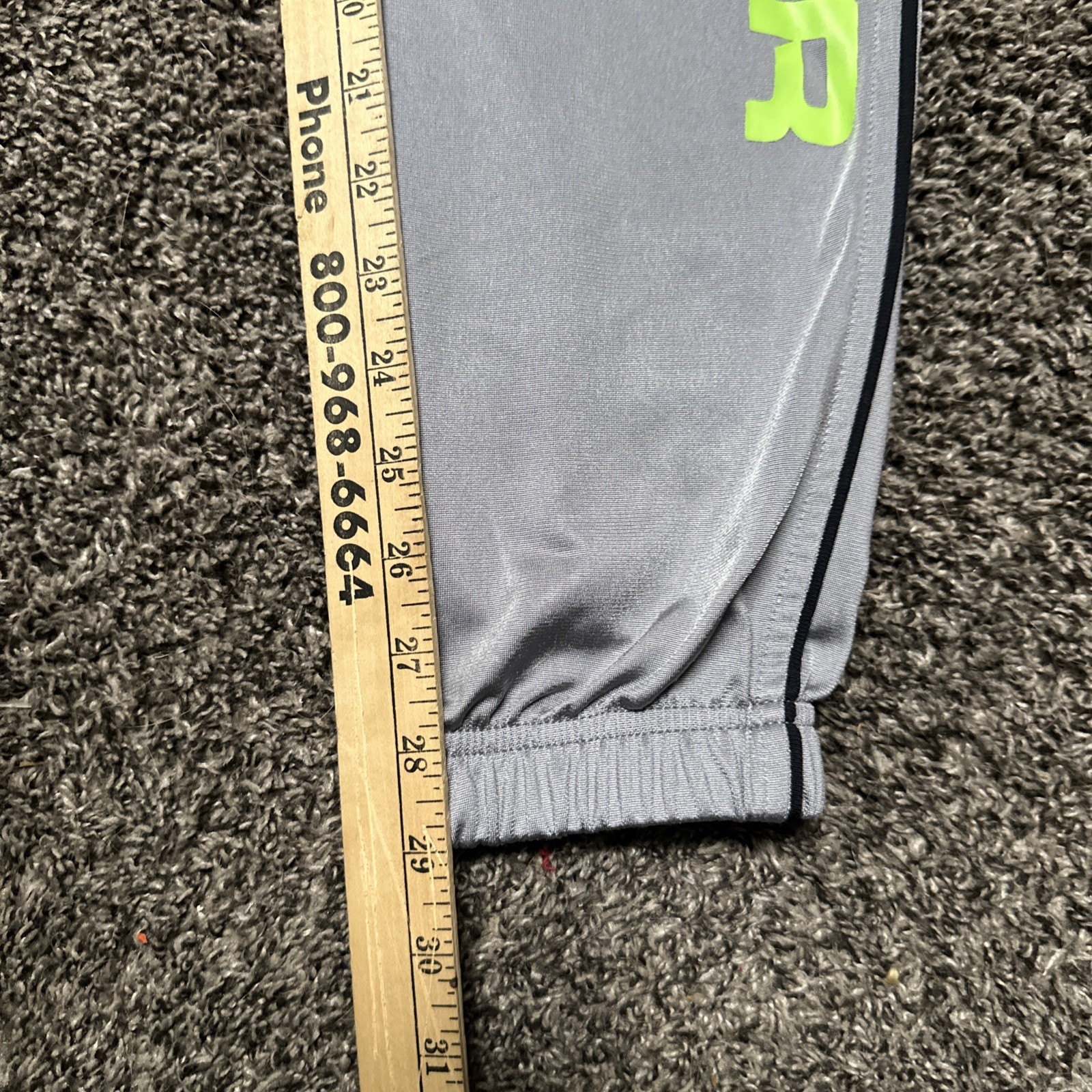 Under Armour Womens Water Resistant Gray Nylon Jogger Pants Size Small thumbnail 5