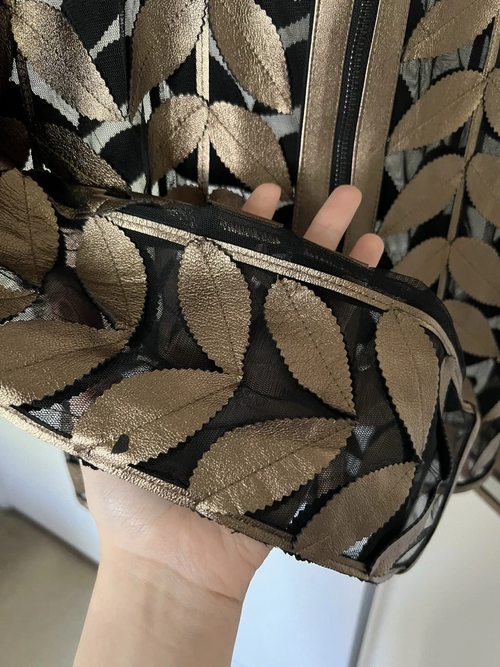 Jaqueta de couro enfeitada Neiman Marcus - Imagem 4 de 4