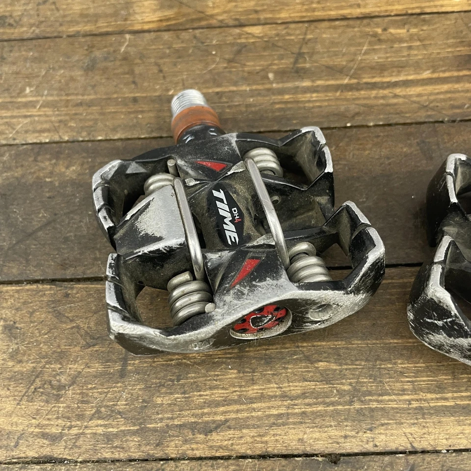Pedales de bicicleta de montaña TIME DH4 sin clip negro rojo par descenso enduro 475 g usados Foto 4 de 4