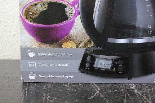 Black & Decker 12-cup programmable coffee maker bcm1410b - Picture 4 of 8