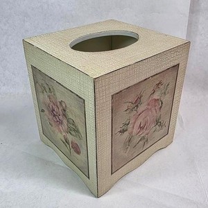 Cheri BLUM square tissue box cover, Roses, Cottagecore, Wooden