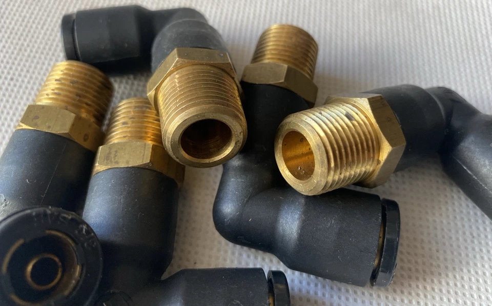 Parker Legris 3109 60 22 DOT Push to Connect 3/8" TUBE X 1/2" NPTM 90 Deg Elbow - Image 4 of 4