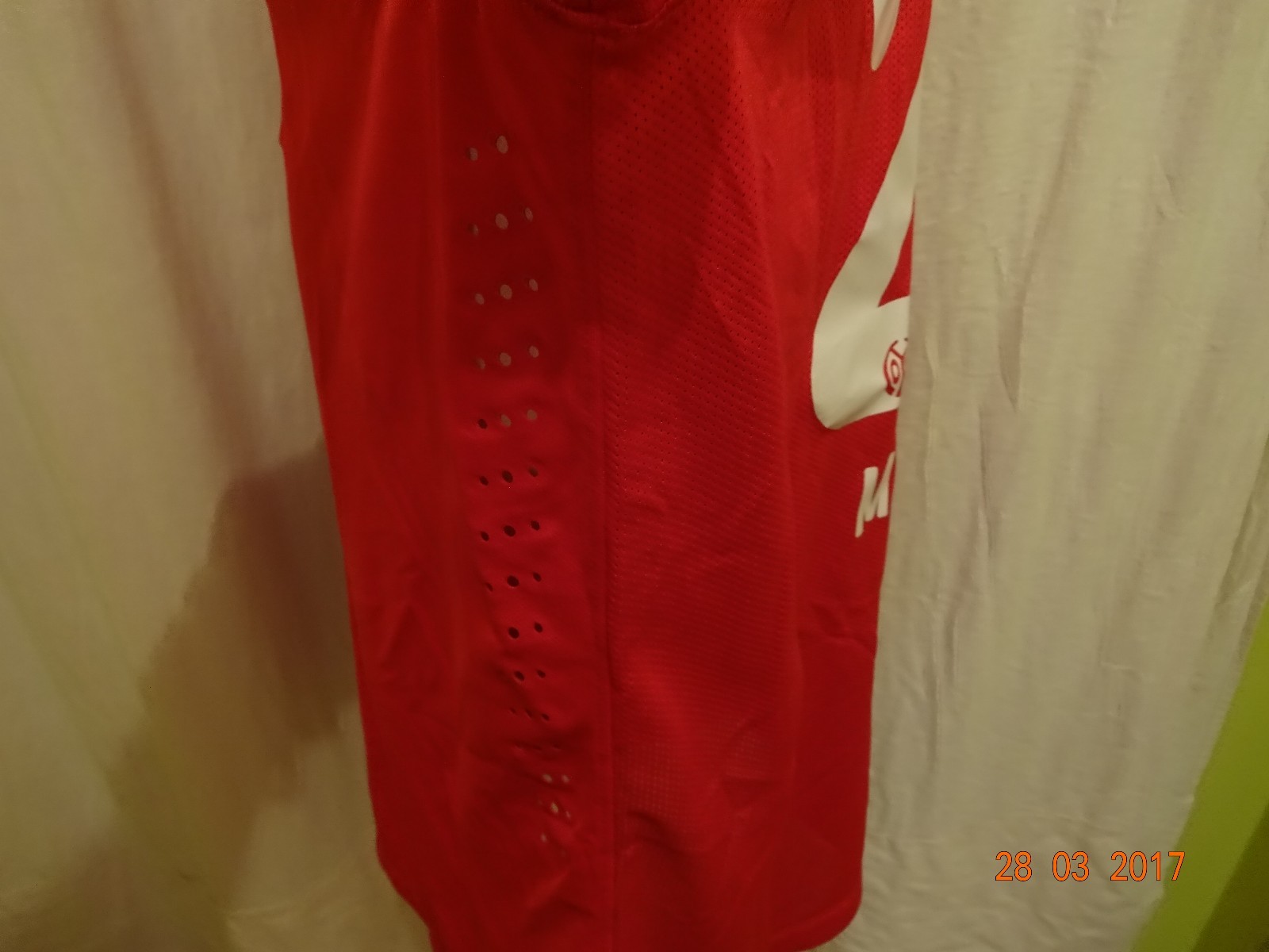 Picture 3 of 6