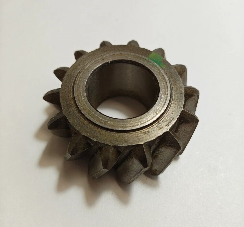 1961-1969 Chrysler 3-Speed Manual Transmission Reverse Idler Gear 2124562 NOS - Image 3 of 4