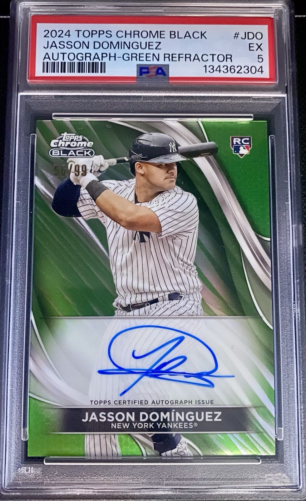 2024 Topps Chrome Black - Autographs Jasson Dominguez Green Refractor /99 (RC)