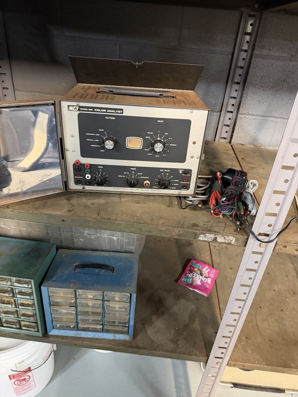 B&K Model 850 Color Analyst Color Analyzer Bench Test Instrument. Vintage item!!