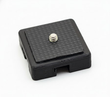 Quick release plate for tripod, Vanguard QS-01 replacement