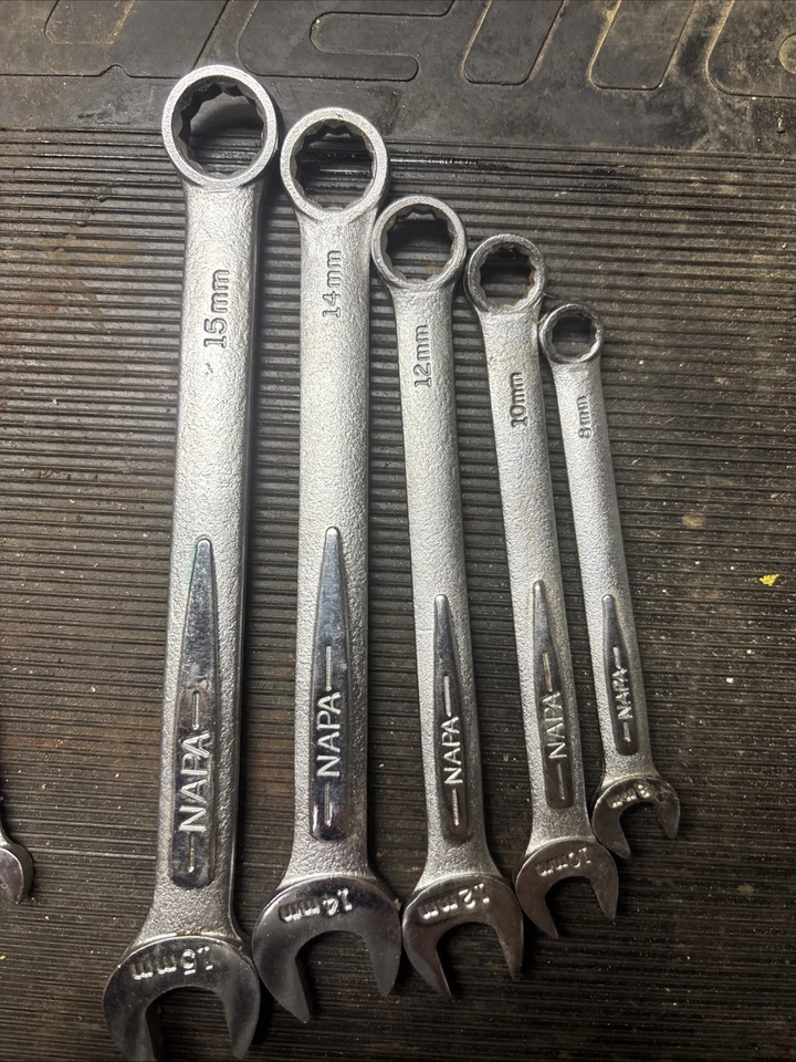 Llave estándar Napa de 5/16 a 9/16 Llave métrica Napa de 8 mm a 15 mm Foto 4 de 4