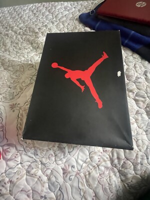 Size 8.5 - Jordan 3 Retro Mid Fire Red