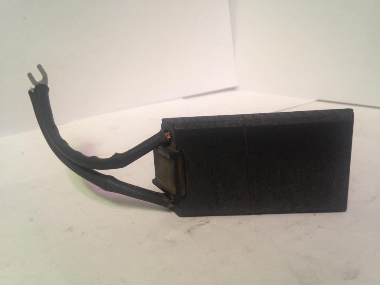 STACKPOLE 2117 LST CARBON BRSHES 3