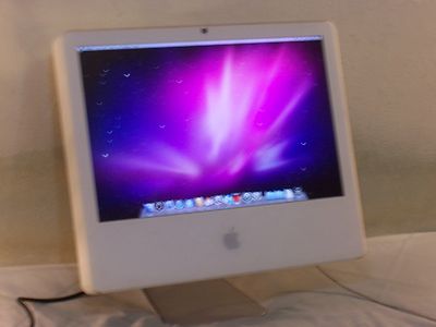 Apple iMac ''Core Duo'' 2.0 GHz 20-Inch With 2 GB RAM, 250 GB HD,Camera, Bluetooth