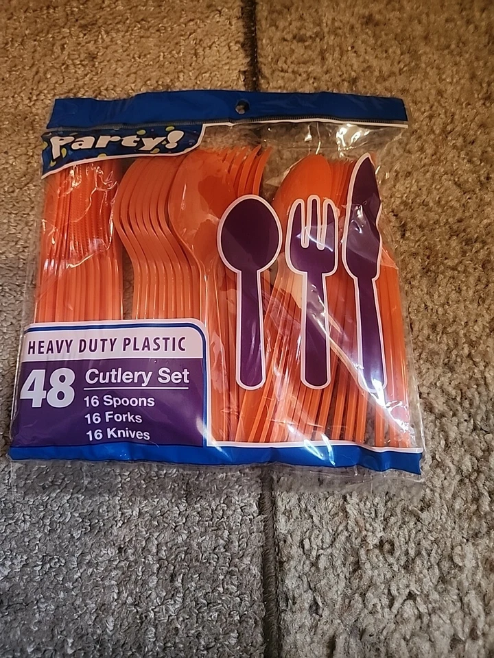 Оранжевые пластиковые комбинированные столовые приборы (ложки, вилки и ножи) 48 штук - Изображение 2 из 3