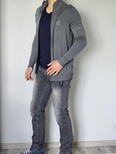 Gilet, pull et pantalon Christian Lacroix