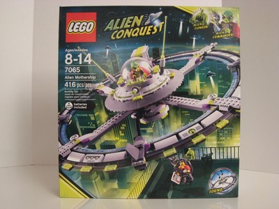 lego alien conquest 7065