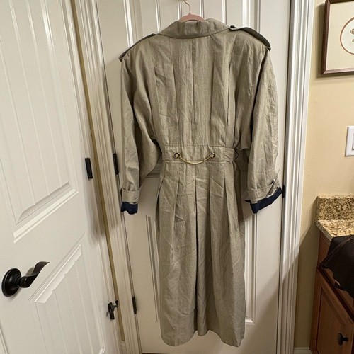 Gallery Woman Vintage Back Pleated Trench Coat beige Taupe Military Epaulets 2XL - Picture 5 of 13