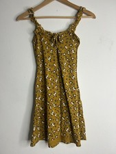 Pretty Little Thing Floral Printed Ruched Strap Dress Size UK 10