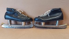 Soviet Vintage Skates Dutyshi. Made in USSR 1978. Leather boots. Size 25,5.