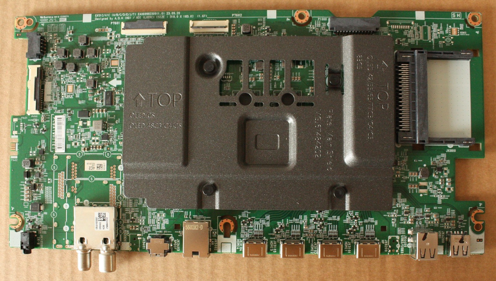 Platine principale LG EBU67716601 pour téléviseur OLED55C44LA.DEUQLJP