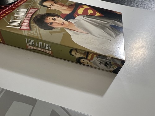 Complete Lois & Clark Series DVD – Seasons 1–4 – Dean Cain, Teri Hatcher (2005) - Picture 7 of 11