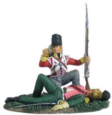 W. Britain Napoleonic 36125 British 44th Foot Looting French Lancer Officer