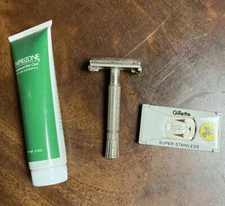 Vintage Gillette Regus Silver Safety Razor - Antiseptic-Razors Great Used Shape!