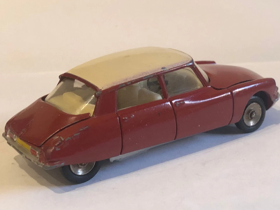 DINKY TOYS CITROËN DS 19 MECCANO MADE IN FRANCE 1/43  Nº 530 - Imagen 3 de 4