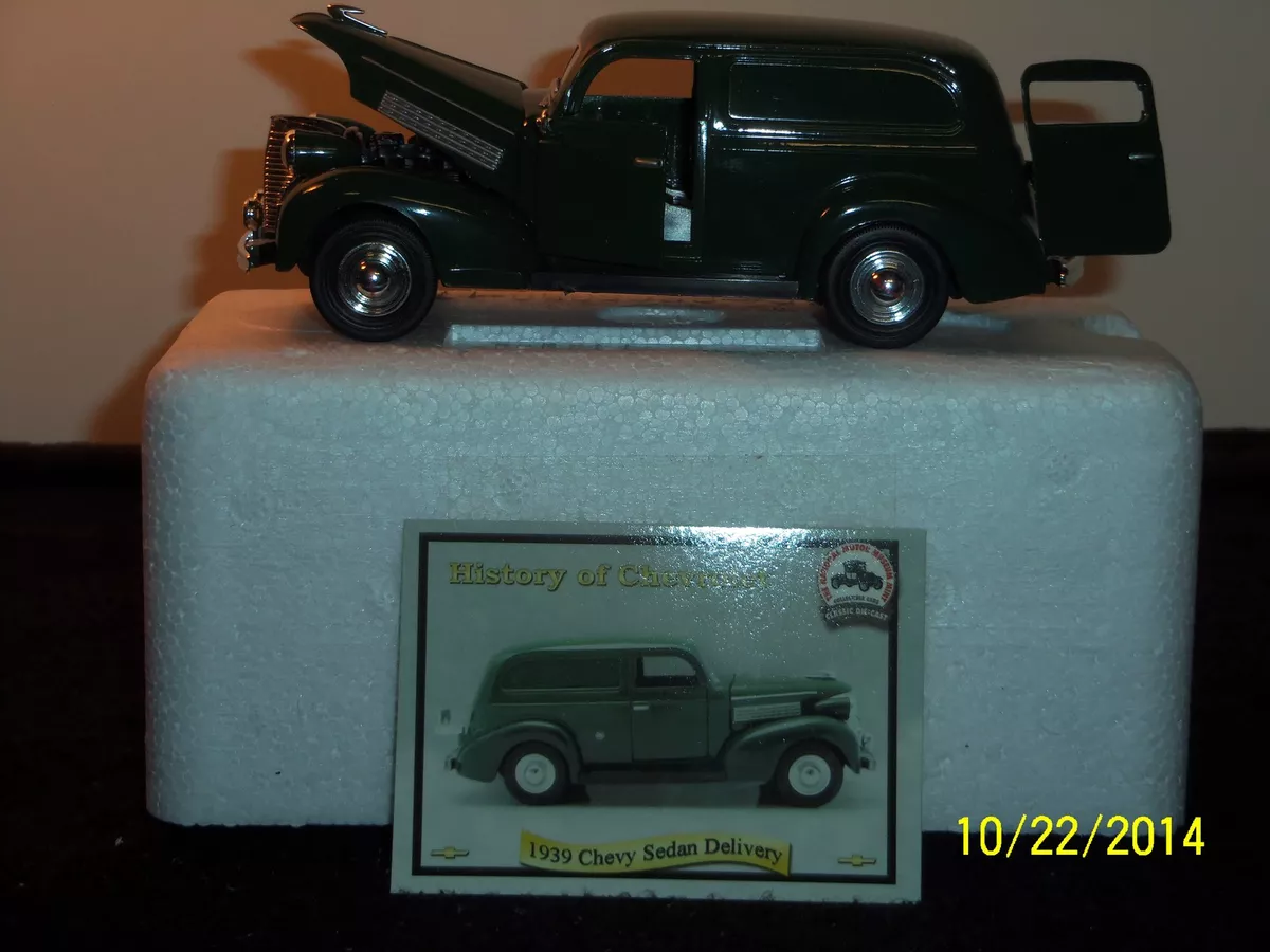 NMMM: History Of Chevrolet, 1926 Superior V, 2 pass coupe, 1939 Sedan Del  1:32