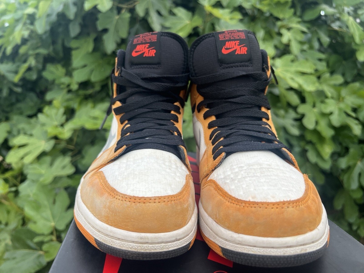 シューズ(男性用) Air Jordan 1 Element GTX \"Light Curry\" Air Jordan 1 Element GORE-TEX Light Curry DB2889-700 | SneakerNews.com