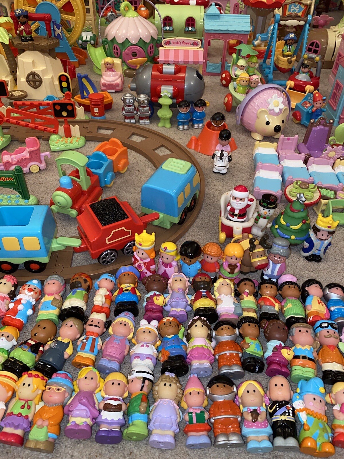 HUGE ELC HAPPYLAND Toy Collection Including fold out storage box