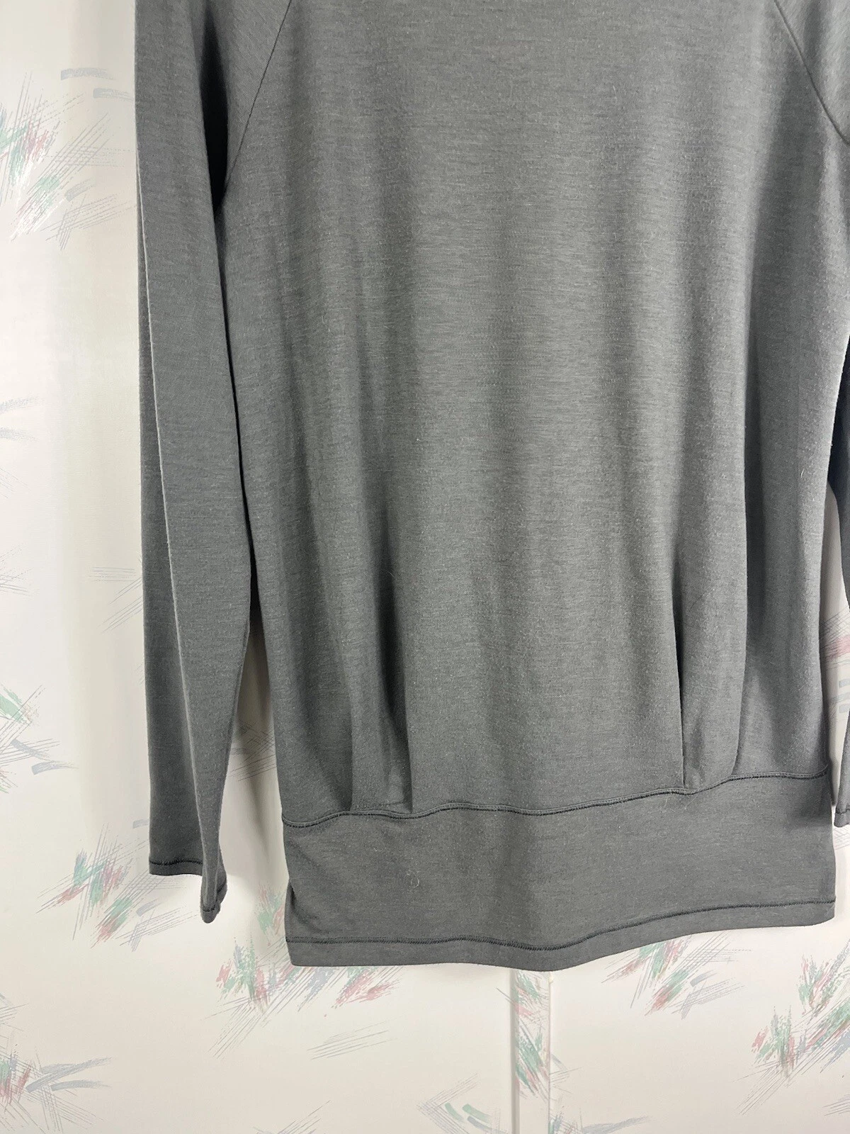 lole long sleeve open back leopard yoga athletic shirt