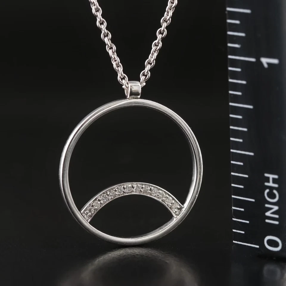 $3950 / NUEVO MOVADO Collar Circular Diamante 18K con Cadena Original Foto 3 de 4